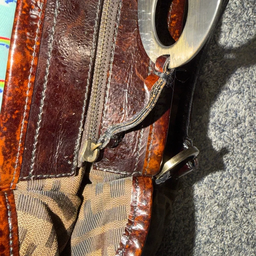 Fendi Black and Brown Shoulder Bag - Picture 3 of 8